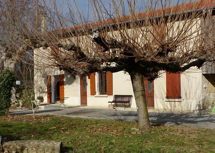B&B La Ferme De Chaleyre 3*
